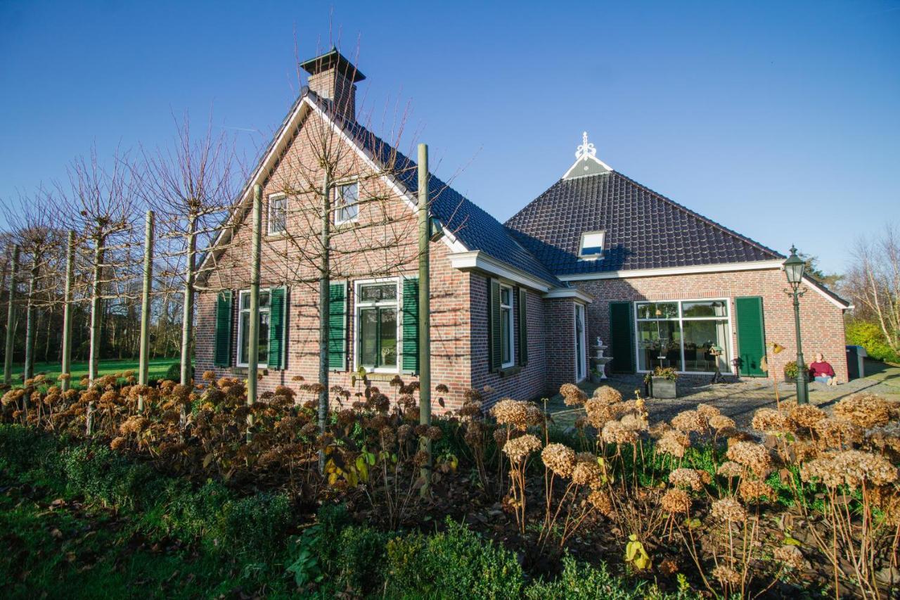 T'Hus Bed & Breakfast Katlijk Exteriör bild