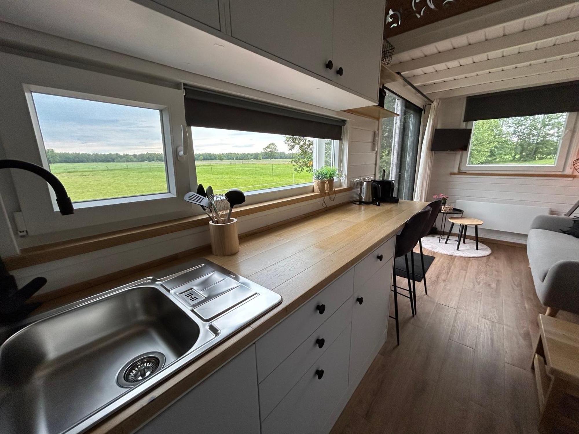 T'Hus Bed & Breakfast Katlijk Exteriör bild